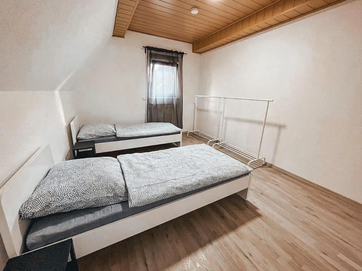 Granny Haus Apartment Neuhofen